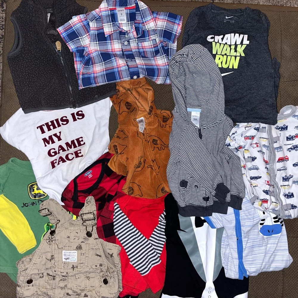 Lot of 13 baby boy pieces - 6-9M